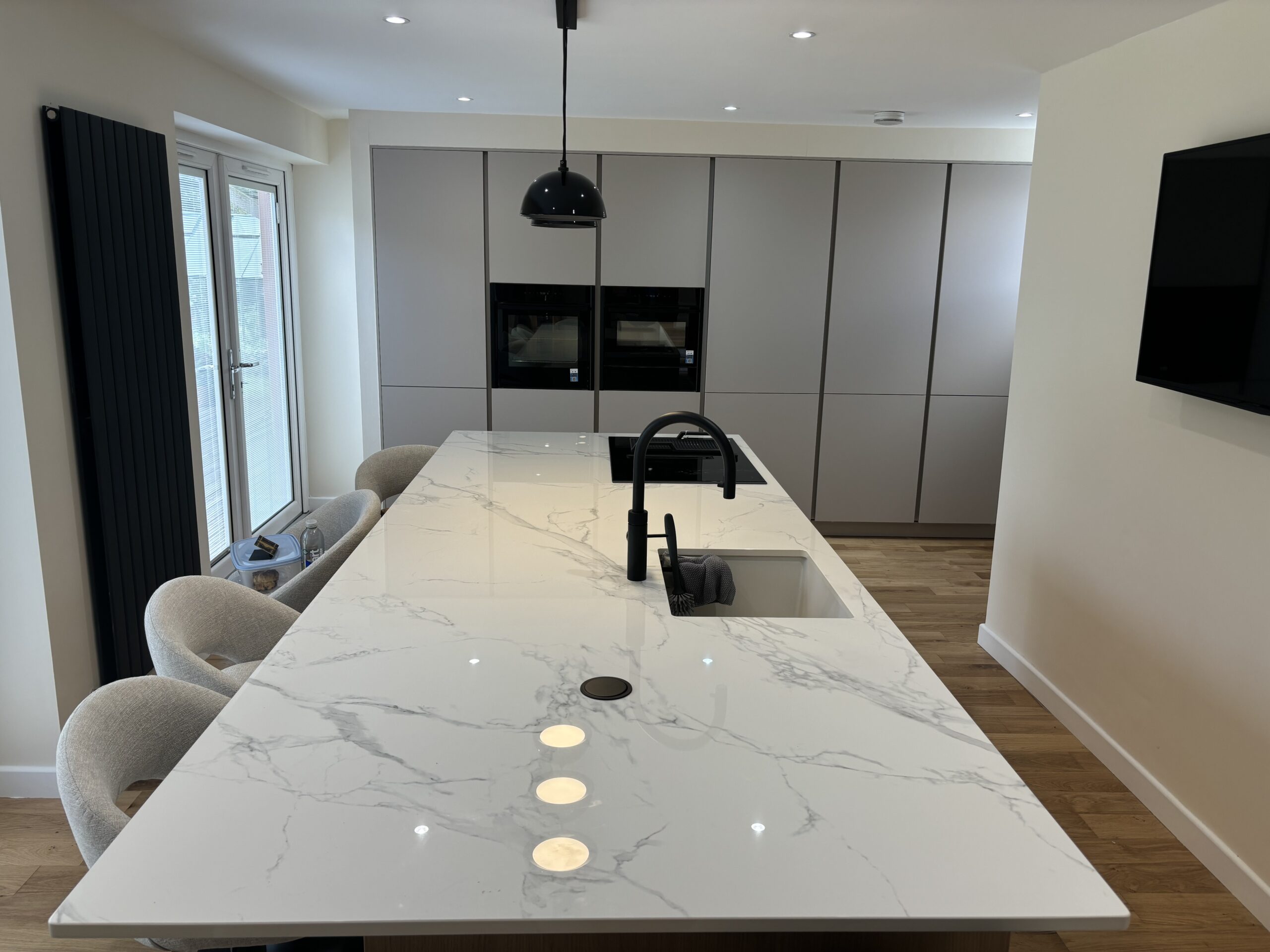 Häcker Concept 130 Handleless Kitchen